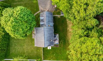 489 Hoyt St, Darien, CT 06820