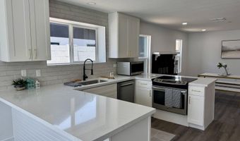2247 W HIGHLAND St, Chandler, AZ 85224