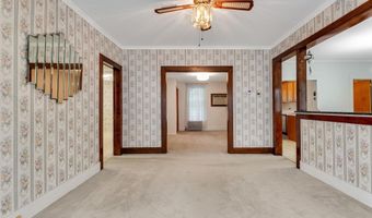 4 Long St, Barre, VT 05641