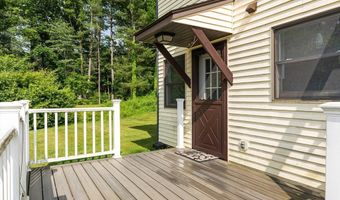 742 Daniel Shays Hwy 1F, Athol, MA 01331