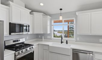 88362 PEDERSON Dr, Bandon, OR 97411