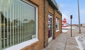 813 E LINCOLNWAY, Cheyenne, WY 82001