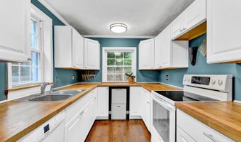 6020 BROAD St, Bethesda, MD 20816