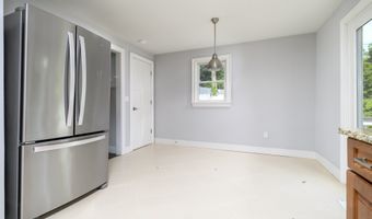 72 Harvey Rd, Ridgefield, CT 06877