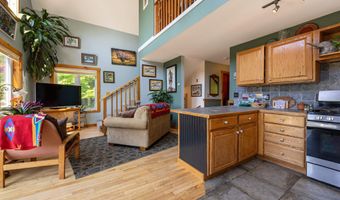 158 Camp Rd, Burke, VT 05832