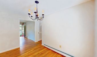 8 Clough St, Bow, NH 03304