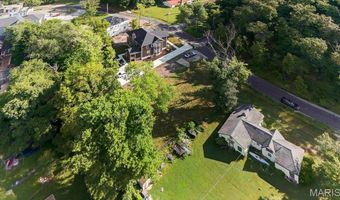 1217 Kiefer Creek Rd, Ballwin, MO 63021