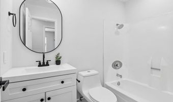 6876 Bear River Row 3, San Diego, CA 92139