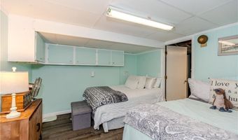 210 Essex Rd, North Kingstown, RI 02852