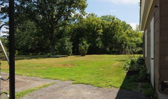 34 Grove St, Adams, NY 13605