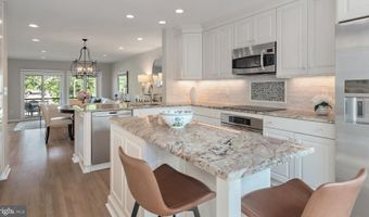 11 CHESAPEAKE Lndg, Annapolis, MD 21403