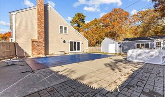 2 Westerly Dr, Bourne, MA 02532