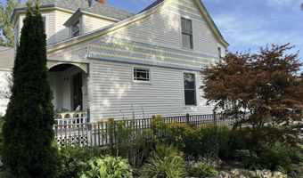 38 Union St, Belfast, ME 04915
