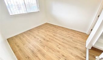 3712 Royal Crest St 8, Las Vegas, NV 89119