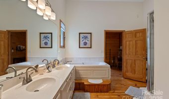 150 Avondale Ridge Rd, Asheville, NC 28803