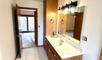 3055 Glenfinnan Dr, Albany, OH 45710