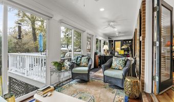 131 Chesnut St, Camden, SC 29020