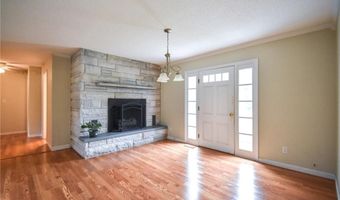 139 Factory Dr, Austin, IN 47102