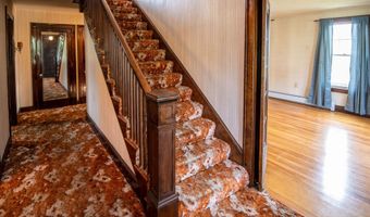 341 Tremont St, Barre, VT 05641