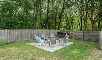 103 Everglade Ave, Warwick, RI 02886