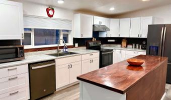 22 Road 2893, Aztec, NM 87410