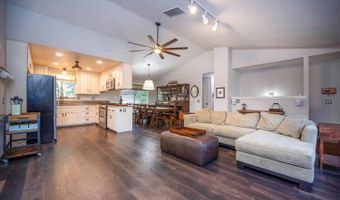 2641 Chamonix Dr, Arnold, CA 95223