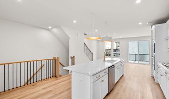 42121 PICASSO Sq, Ashburn, VA 20148