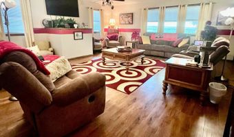 Spacious 4-Bedroom Home on 2.38 Acres with Country Charm, Ardmore, OK 73401