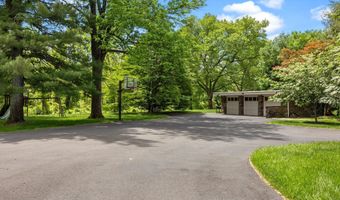 1049 MCKEAN Rd, Ambler, PA 19002