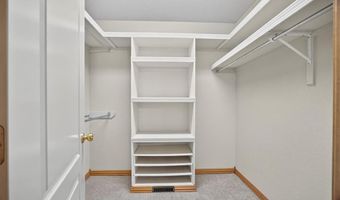 3 Matney Ln, Bella Vista, AR 72715