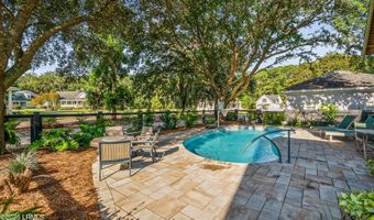 4 Waterbird Dr, Beaufort, SC 29907