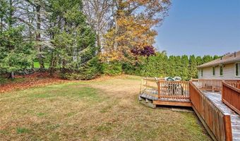 1 Pat Dr, Lincoln, RI 02865