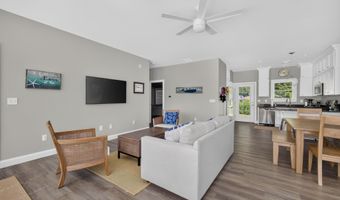 2 Kings Pine Ln, Arundel, ME 04046