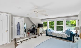 1486 Washington St, Bath, ME 04530