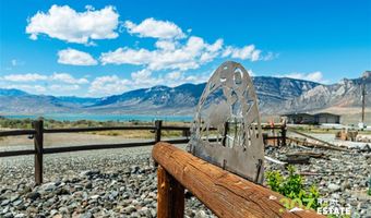 28 Grande View Dr, Cody, WY 82414