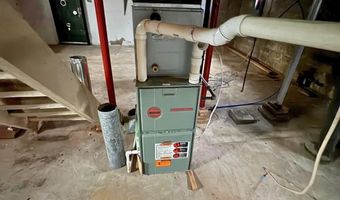 811 6th Ave, Alton, IA 51003