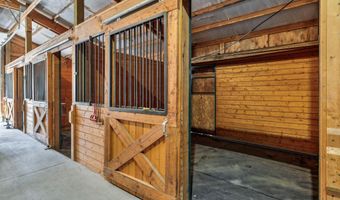 64629 Horseman Ln, Bend, OR 97703
