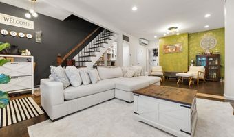 26 E 49TH St, Bayonne, NJ 07002