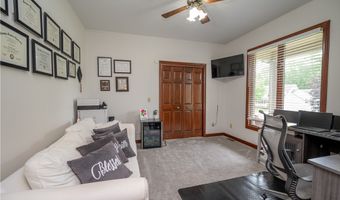 6904 Ruby Ct, Austintown, OH 44515