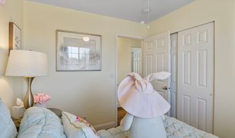 9976 N OAK Rd W, Cedar Hills, UT 84062