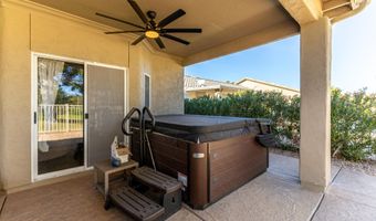 5733 S AMBERWOOD Dr, Chandler, AZ 85248