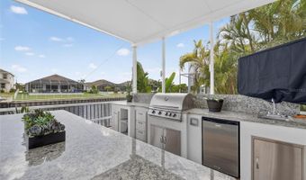 713 ISLEBAY Dr, Apollo Beach, FL 33572