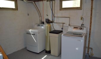 718 S Harlan St, Algona, IA 50511