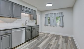 1701 E Chestnut Ave, Arkansas City, KS 67005