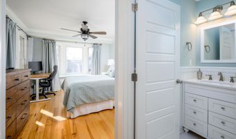 211 Stratford Ave, Beach Haven, NJ 08008