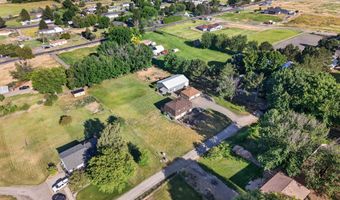 509 W Wagon Wheel Pr NW, Benton City, WA 99320