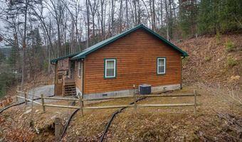 67 Hemlock Dr, Almond, NC 28702