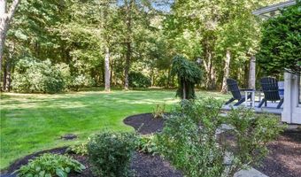 91 Cindyann Dr, East Greenwich, RI 02818