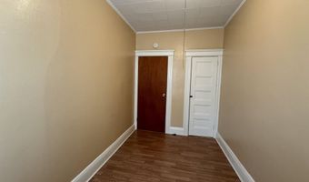 35 E 26TH St, Bayonne, NJ 07002