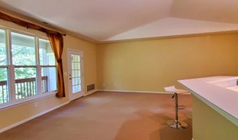 1354 Fox Pointe Cir, Ann Arbor, MI 48108